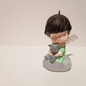 Daphne-Mary's Angel Ornament with Wings From Hallmark Collectors Series
